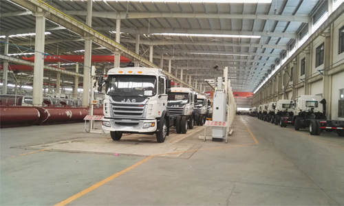 江淮格爾發(fā)<a href=http://www.591moli.com/ssc target=_blank class=infotextkey>灑水車</a>批量出口委內(nèi)瑞拉