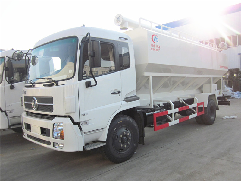 散裝<a href=http://www.591moli.com/siliaoche/ target=_blank class=infotextkey>飼料車</a>圖片展示
